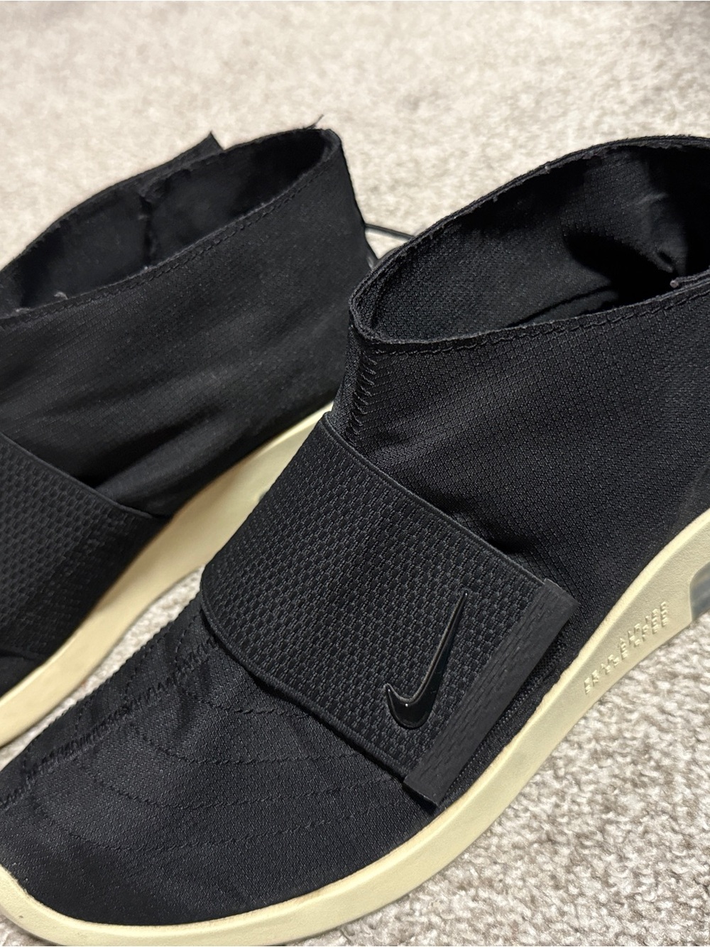 Nike Men’s Black Slip-On Sneakers with Cream Sole